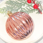 6cm/8cm Rose Gold Four-Leaf Flower Paiting Christmas Ball Ornament Collection - Image 7