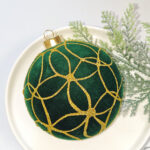 10cm Green Classic Flocking Christmas Ball Ornament Collection Box - Image 4