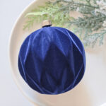 8cm Blue Concave Paiting Flocking Christmas Ball Ornament Collection - 图片 3