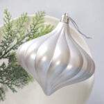 10cm Silver Classic Christmas Gift Ornament Collection - Image 4