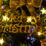 Fiber-optic Christmas tree with lights and ornaments - Image 3