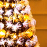 Fiber-optic Christmas tree with gold-colored decorative lights - Image 2
