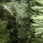 PE&PVC Artficial Christmas Tree Unlit - Image 2