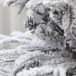 PE & PVC Flocked Christmas Tree - Image 3