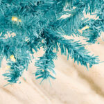 Pre-lit Peacock Blue PVC Christmas Tree - 图片 2