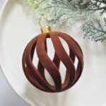 6cm Brown S-Shape Hollow& paiting Flocking Christmas Ball Ornament - Image 4