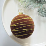 6cm Brown S-Shape Hollow& paiting Flocking Christmas Ball Ornament - Image 7