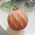 6cm Rose-gold S-Shape Hollow& paiting Flocking Christmas Ball Ornament - Image 5
