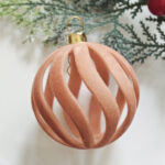 6cm Rose-gold S-Shape Hollow& paiting Flocking Christmas Ball Ornament - Image 4