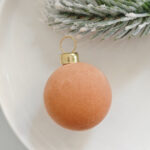 4cm Champagne -gold Flocking Christmas Ball Ornament - 图片 3