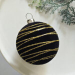 6cm Black S-Shape Hollow Flocking Christmas Ball Ornament - 图片 6